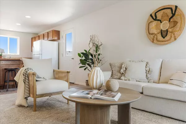 Redmond, OR 97756,2527 5th ST