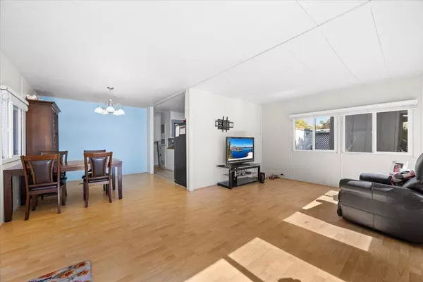 Medford, OR 97501,2252 Table Rock RD #SPC 128