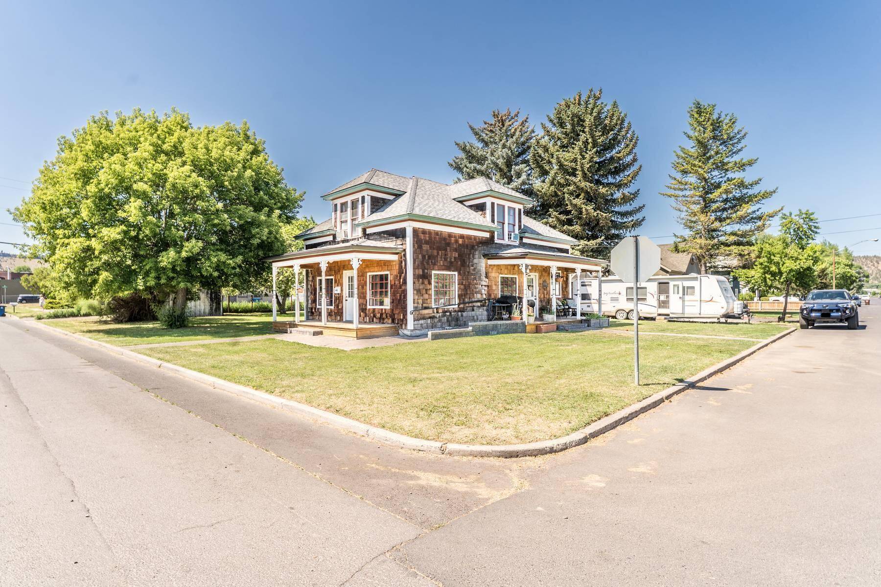 Prineville, OR 97754,493 Deer ST