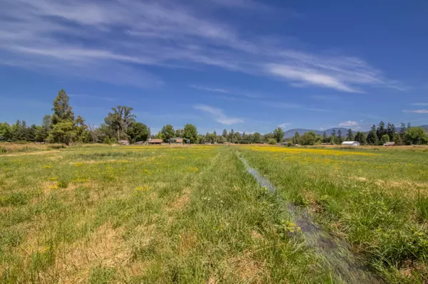 Grants Pass, OR 97527,3667 Leonard RD