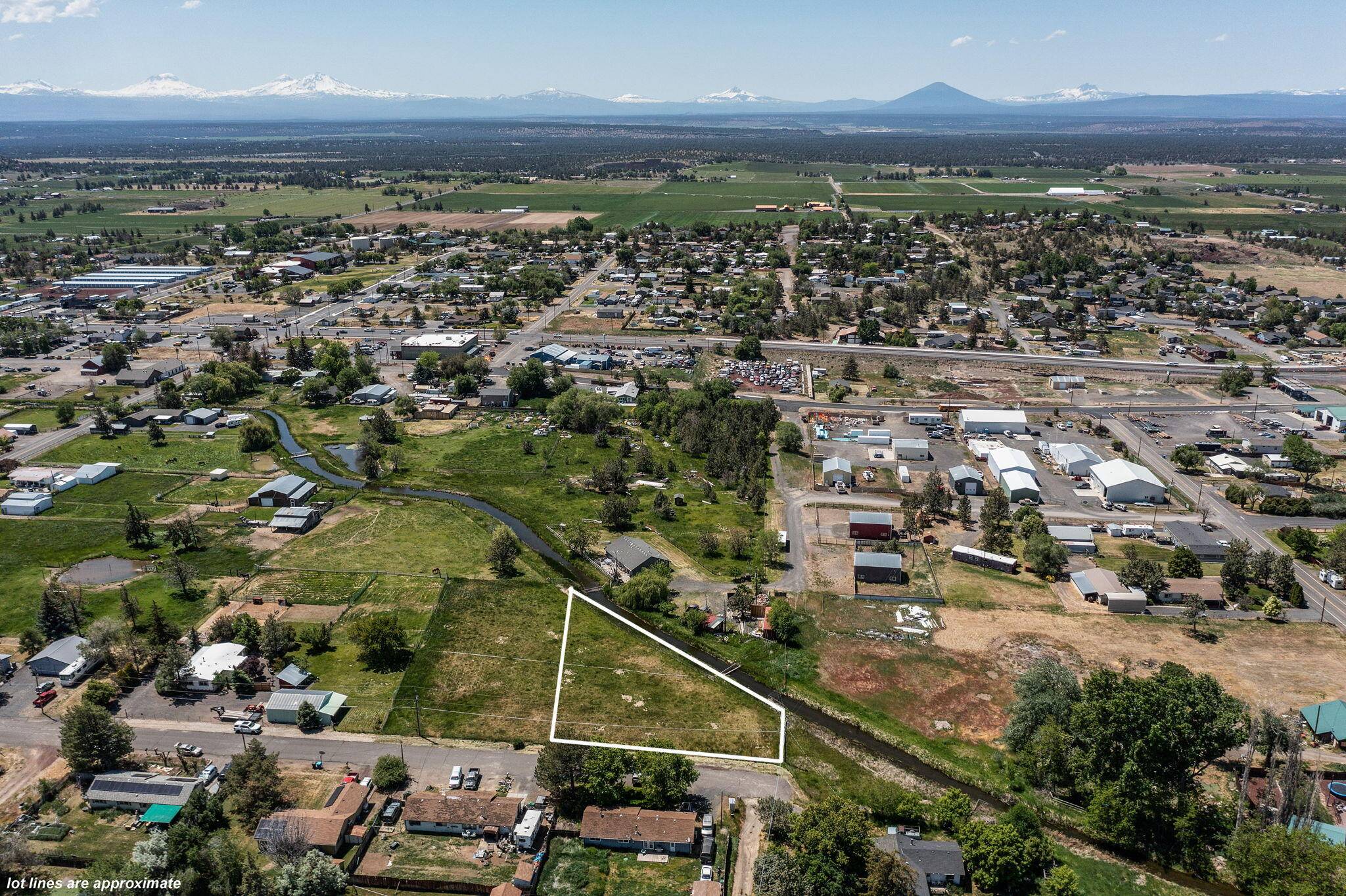 15th ST #A, Terrebonne, OR 97760