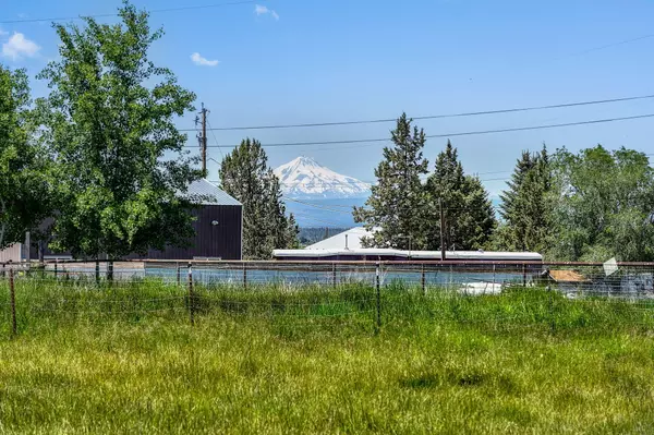 Terrebonne, OR 97760,15th ST #B