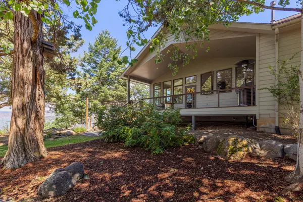 10509 Waxwing CT, Klamath Falls, OR 97601