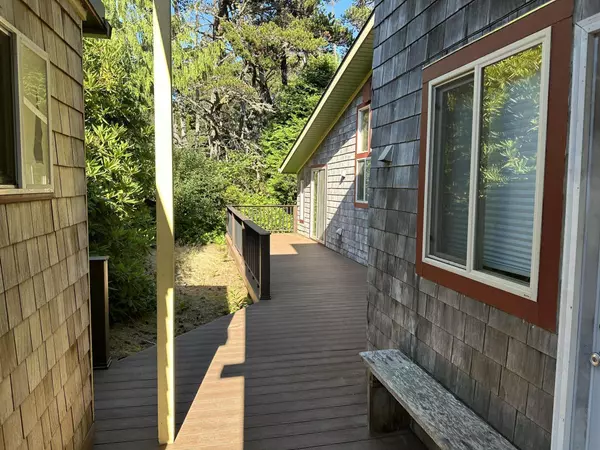 Florence, OR 97439,88179 3rd AVE