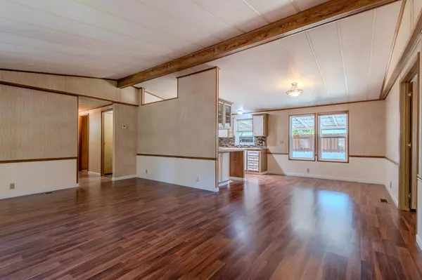 Ashland, OR 97520,215 Tolman Creek RD #SPC 10