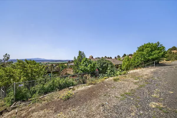 Prineville, OR 97754,11666 Lister AVE