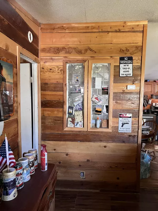 Klamath Falls, OR 97601,4000 Round Lake RD #SPC 117