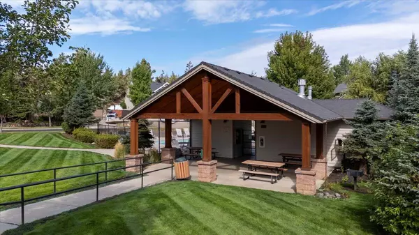 Bend, OR 97701,63091 Desert Sage ST