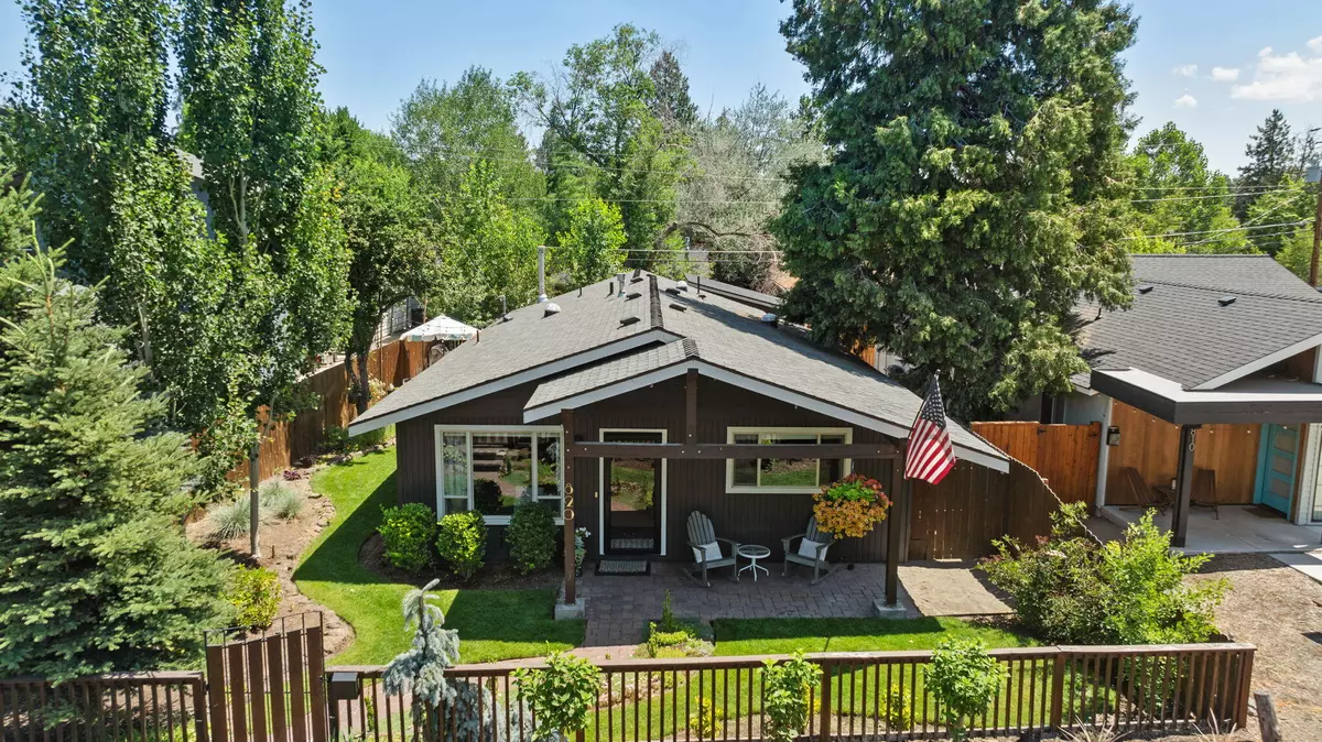 Bend, OR 97703,820 12th ST
