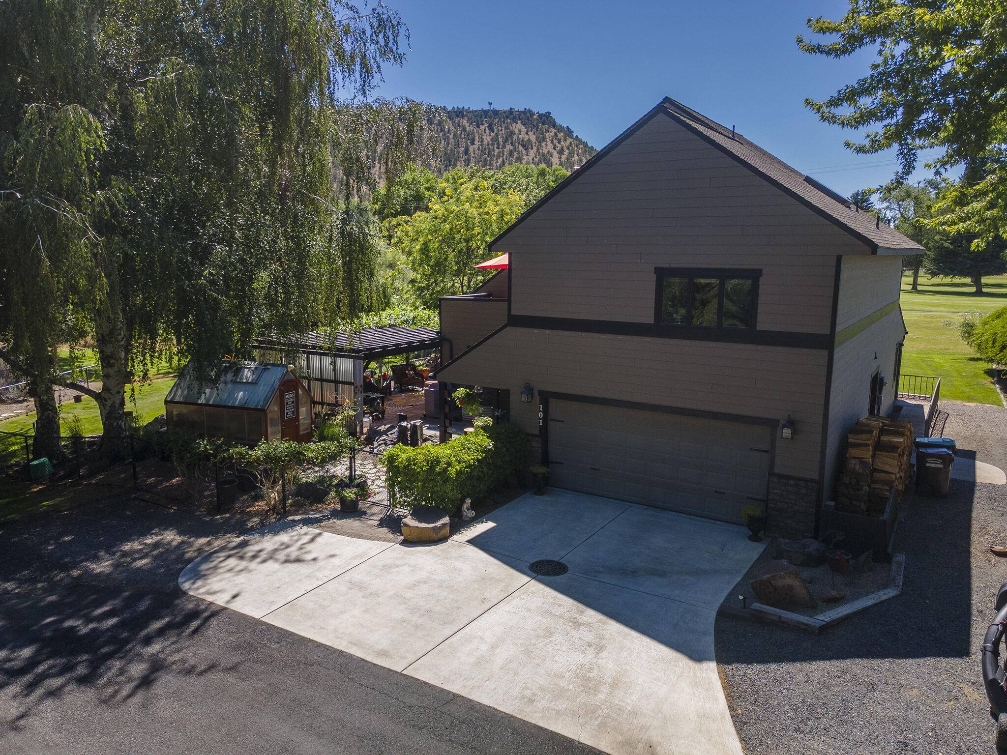 101 Marmot LN, Prineville, OR 97754