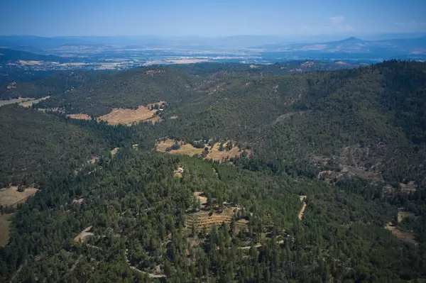 Jacksonville, OR 97530,2541 Sterling Creek RD