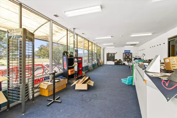 Central Point, OR 97502,1055 Dillon WAY