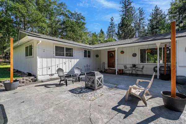 Grants Pass, OR 97526,715 Timber LN