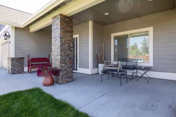 Redmond, OR 97756,3776 Wickiup PL