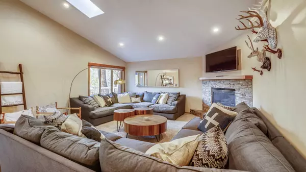 Sunriver, OR 97707,17729 Topflite LN #16