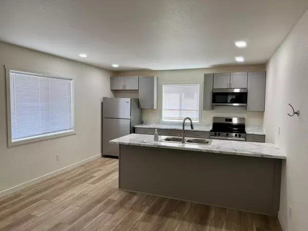 Medford, OR 97501,4069 Pacific HWY #108