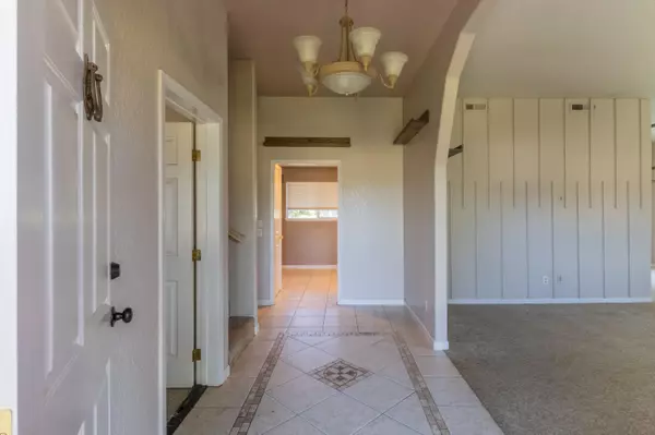 Grants Pass, OR 97526,4867 Lower River RD