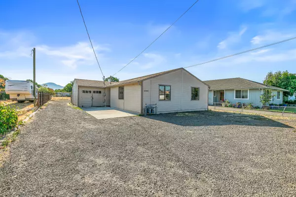 2388 Howard AVE, Medford, OR 97501