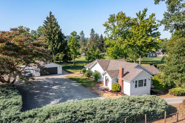 3361 Leonard RD, Grants Pass, OR 97527