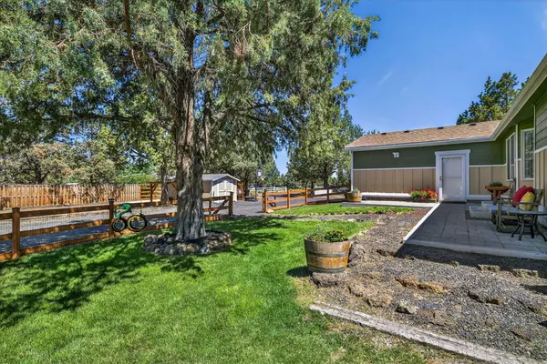 Terrebonne, OR 97760,8403 Homestead PL