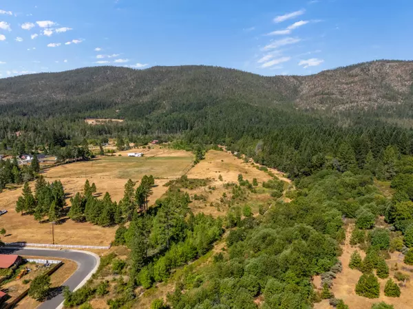 Cave Junction, OR 97523,620 River ST