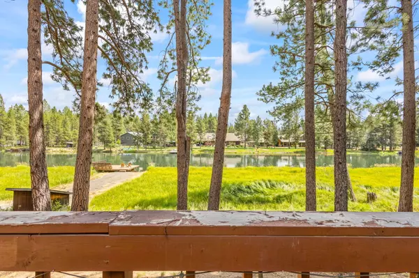 Bend, OR 97707,17039 Upland RD