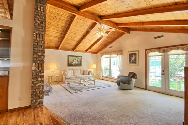 Central Point, OR 97502,841 Brandon ST