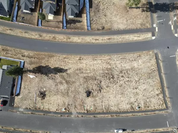 La Pine, OR 97739,51787 Morning Pine DR #136