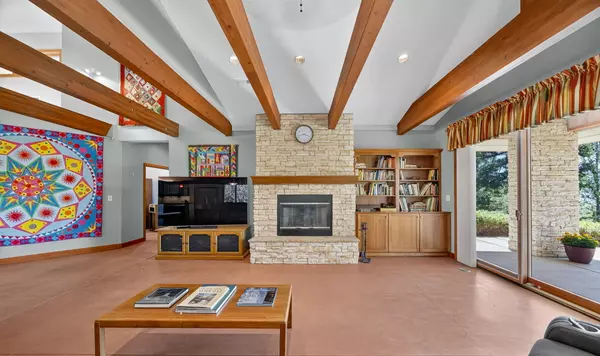 Jacksonville, OR 97530,615 Tumbleweed TRL