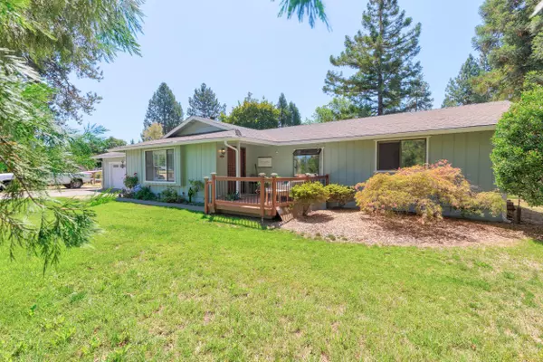 Grants Pass, OR 97527,8122 New Hope RD