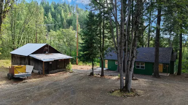 Prospect, OR 97536,769 Mather RD