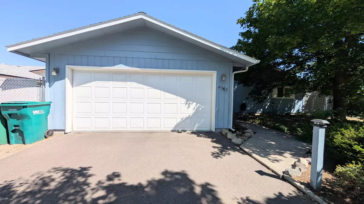 Klamath Falls, OR 97603,4965 Laurelwood DR