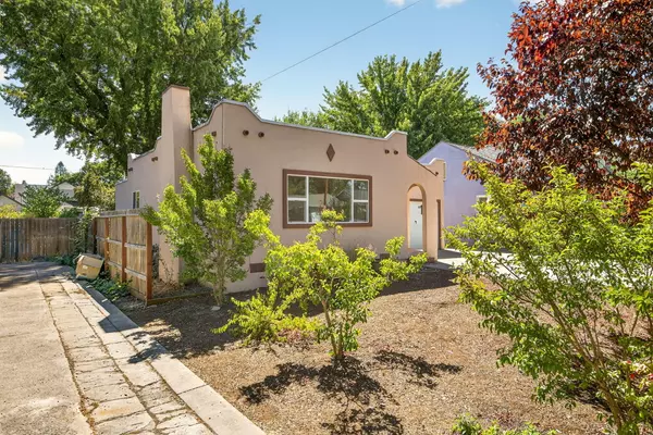 Medford, OR 97501,601 Park AVE
