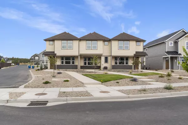 Redmond, OR 97756,3965 Coyote AVE #Lot 155