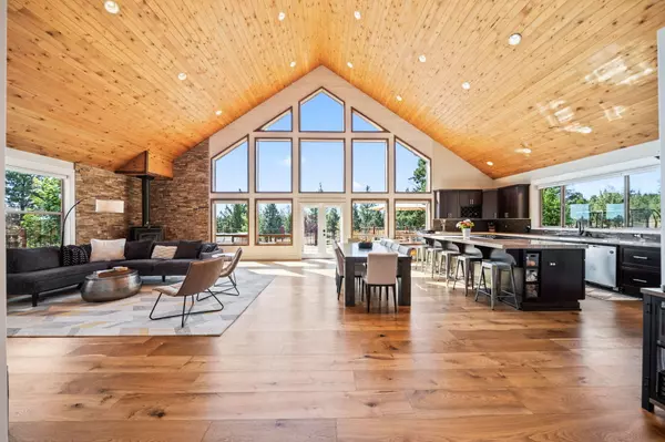 Bend, OR 97703,64810 Bill Martin RD