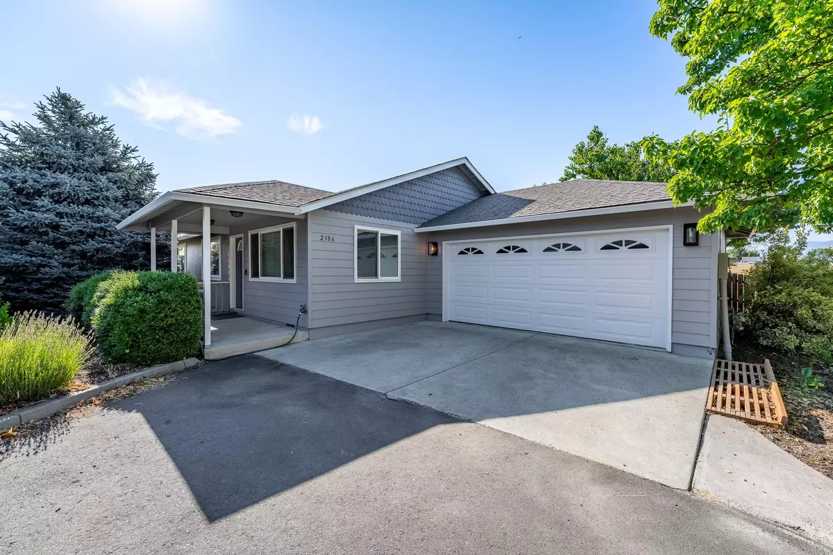 Medford, OR 97504,2386 Corona AVE