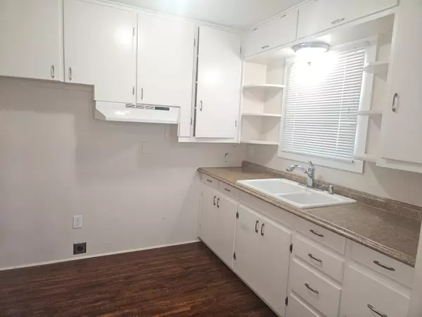 Klamath Falls, OR 97601,2503 White AVE