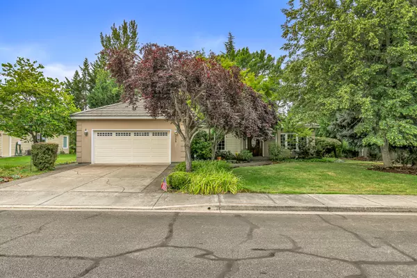 135 Princeville DR, Eagle Point, OR 97524