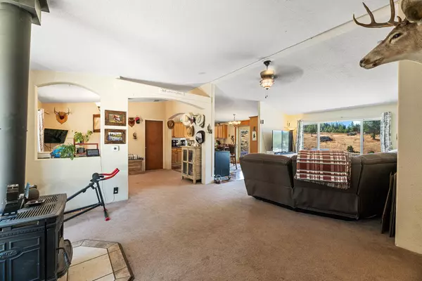 Eagle Point, OR 97524,13388 Butte Falls HWY