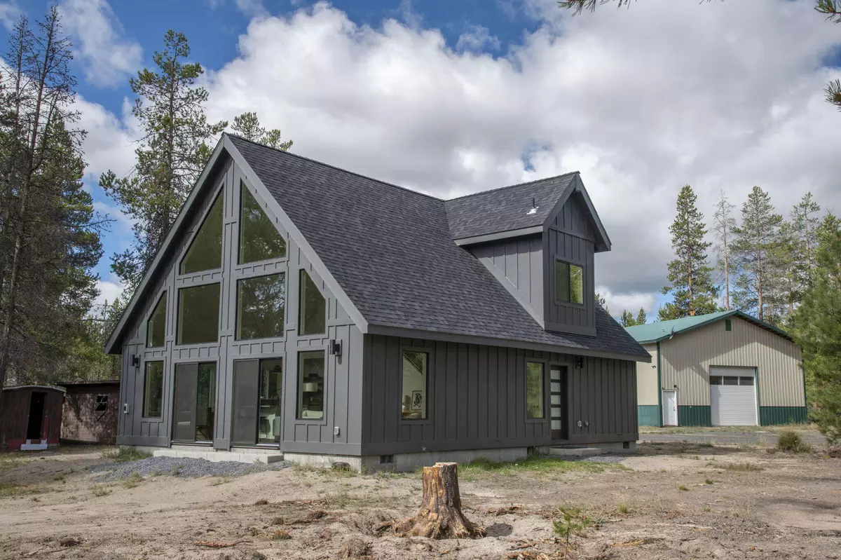 La Pine, OR 97739,52200 Polar RD