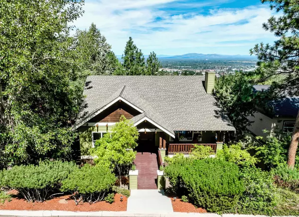 3138 Colonial DR, Bend, OR 97703