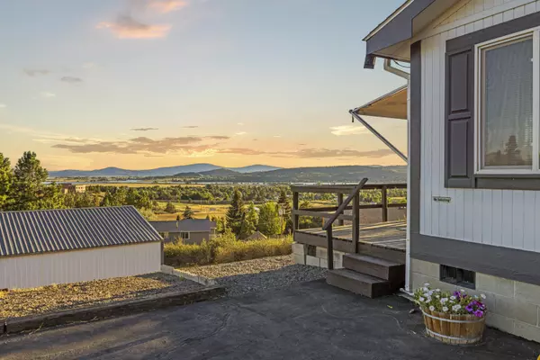 Klamath Falls, OR 97603,250 Burns ST