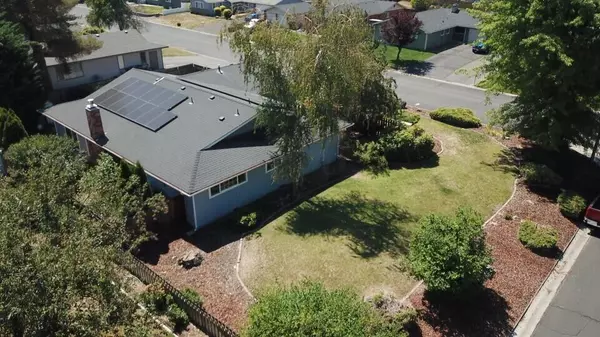 Klamath Falls, OR 97603,4981 Gatewood DR