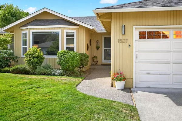 Medford, OR 97501,1527 Arlington DR