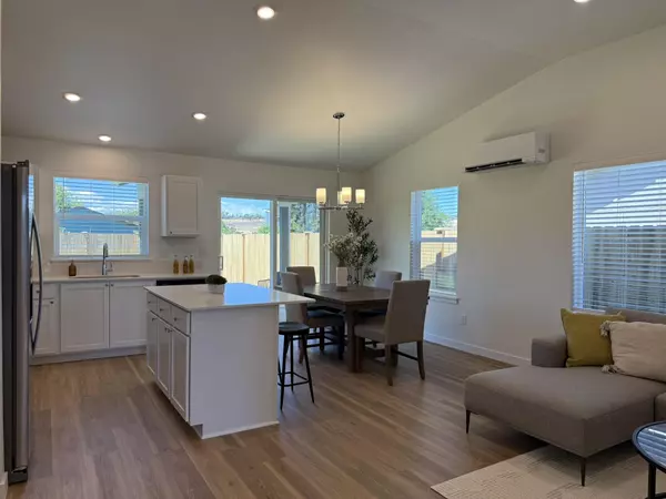 Madras, OR 97741,735 Rickenbacker RD #188