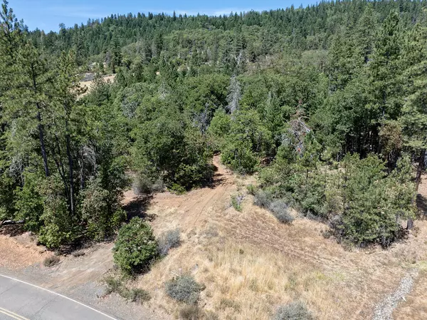Cave Junction, OR 97523,360 Sparky WAY
