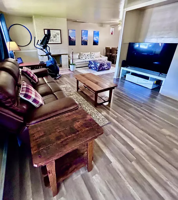 Klamath Falls, OR 97603,10416 Kincheloe AVE