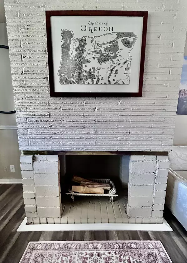 Klamath Falls, OR 97603,10416 Kincheloe AVE