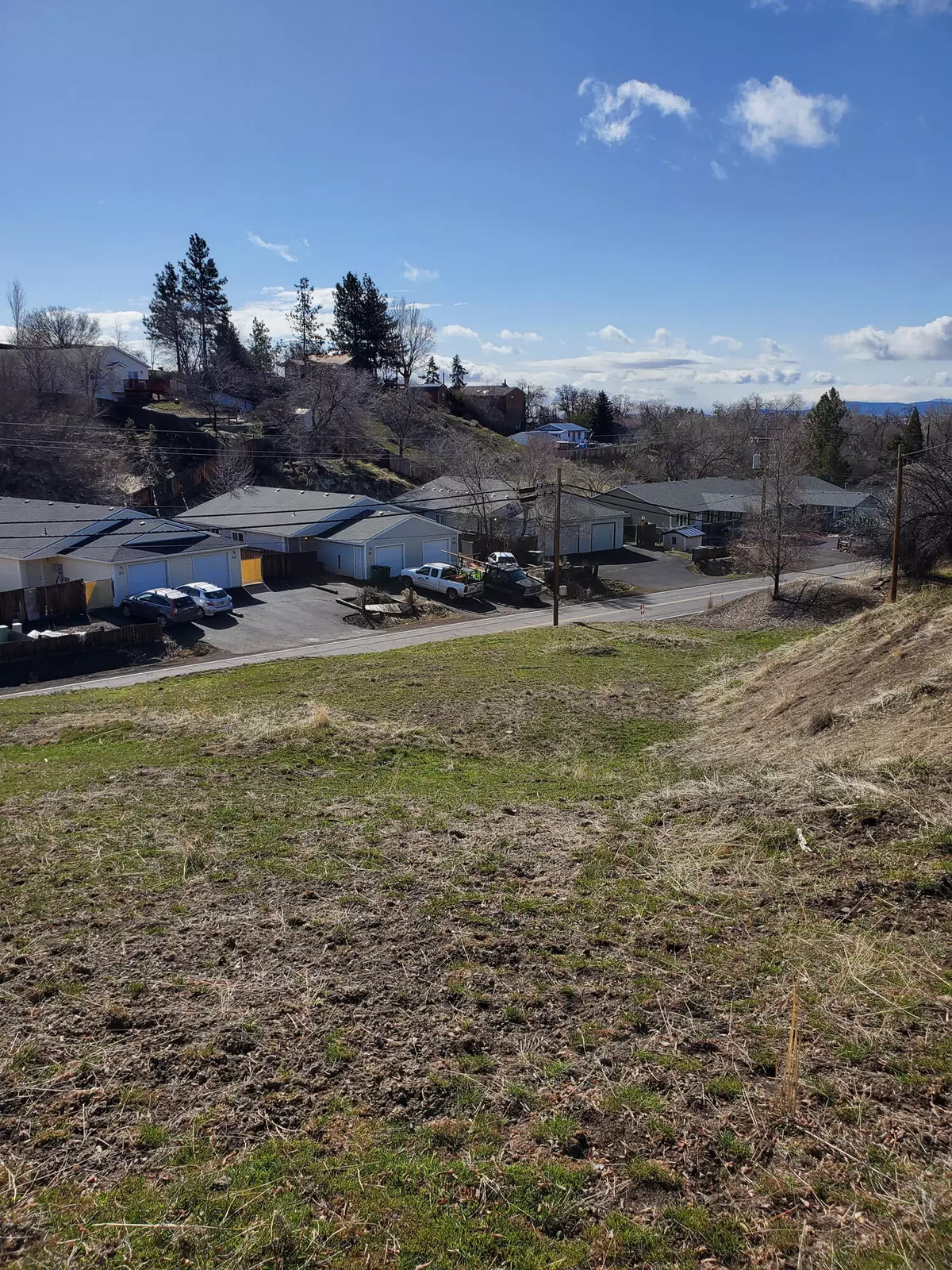 Klamath Falls, OR 97601,Old Fort RD #1,2,6
