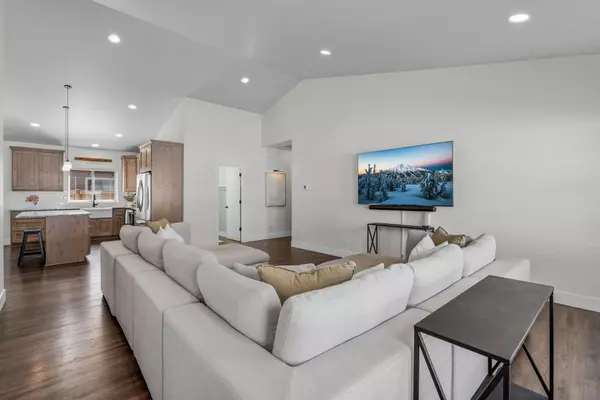 La Pine, OR 97739,16528 Pine Creek DR